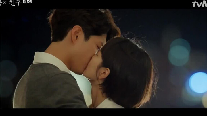Adegan Ciuman Panjang Song Hye-kyo dan Park Bo-gum Sedikit Berlebihan, 'kan?