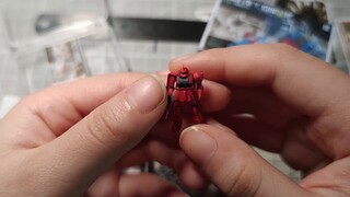 This might be the smallest Gundam box, right? A ratio as small as 1/1700