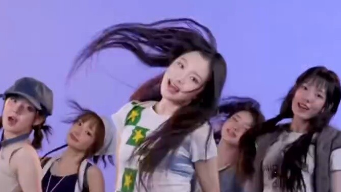 ผู้เข้าแข่งขันกลุ่มเกิร์ลกรุ๊ป Kpop กลุ่มเกิร์ลกรุ๊ปหน้าใหม่