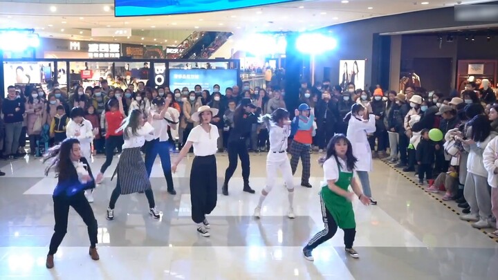 【S&C】【Sing and Dance with Me Shanghai Roadshow】Seventeen- Home;run|คนงานจากหลากหลายอาชีพเต้นรำกันอย่
