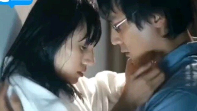 In the movie "Like a Dream", the kissing scene between Yuan Quan and Daniel Wu is truly intoxicating