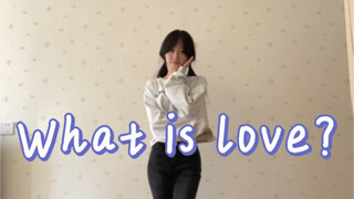 Please check out the 17-year-old girl's one-click dress-up twice "What is love?"