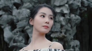 Video klip terbaru Liu Shishi sebagai sarjana kota, Dreaming Back to Nightshade ~ Gaya ini indah sek