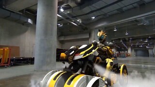 Kamen rider OOO tập 9 phần 2 : Nắm đấm, thí nghiệm,siêu xe