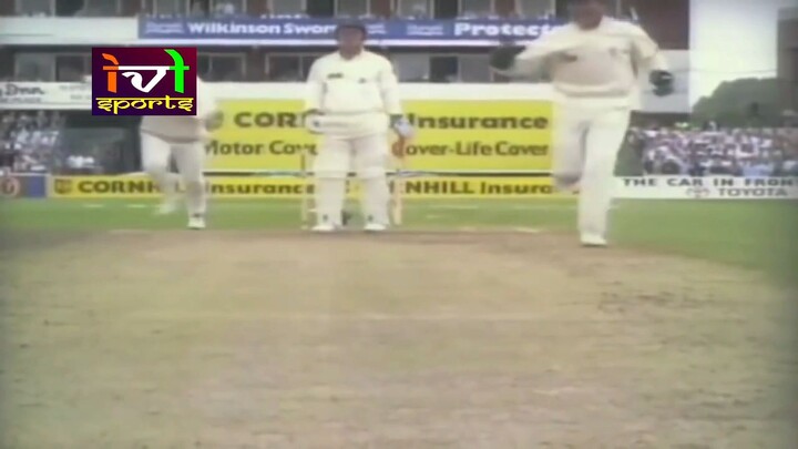 Shane Warne Magical Delivery To Mike Gatting - #cricket #shanewarne #ballofthecentury