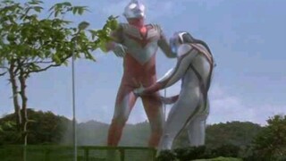 Đây có phải là Ultraman thực sự?