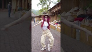 This dance is so hard 🥹🥹 Điệu nhảy làng lá này khó thật đấy trùiii =)))