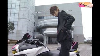 Kamen Rider Decade eps 9 (sub indo)-Pedang Blade-