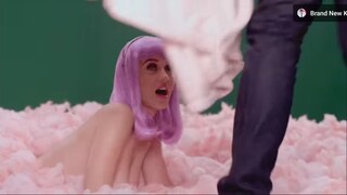 Katy Perry - Wide  awake (official video)