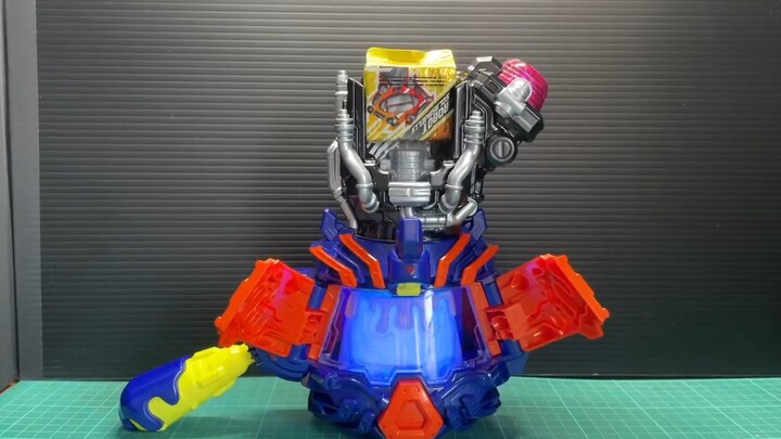【Masked Rider Gabu】Item penguatan penting untuk Jellyfish Brother