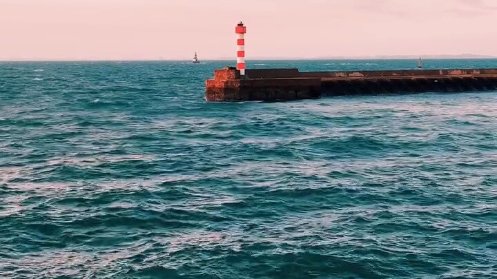 Qingdao setelah salju, romansa putih bersih dari pantai bersalju