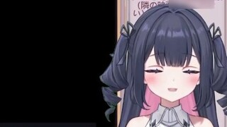 Vtuber Nhật Bản đang xem "Giải thưởng Máy bán hàng tự động trêu chọc con người"