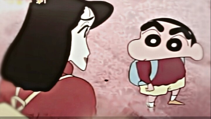 I didn't notice it when I was a kid, but now I see that Nanako really loves Shin-chan