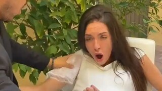 Pregnant bride gave birth at the time of marriage