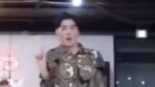 เสื้อคุณย่าของเฉิงฮันบิน
