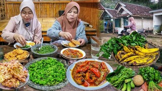 PAGI PAGI KEPASAR KAMPUNG, BELANJA SAYUR MAYUR, MASAK PESMOL CUE, SAMBEL LEUNCA, GOREJAG