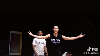 20221005 DylanWang’s Douyin : อย่ายอมแพ้ง่ายๆ 🏀