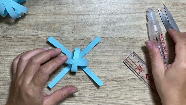 Cắt dán đồ chơi đơn giản bằng giấy cho bé - Con chó