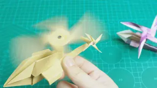 The paper helicopter with the propeller that can rotate