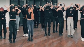 Perfect details! Perfect aura! KPOP random dance | 4X4 STUDIO