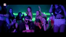 Proper_Patola_-_Official_Video_|_Namaste_England_|_Arjun_|_Parineeti_|_Badshah_|_Diljit_|_Aastha