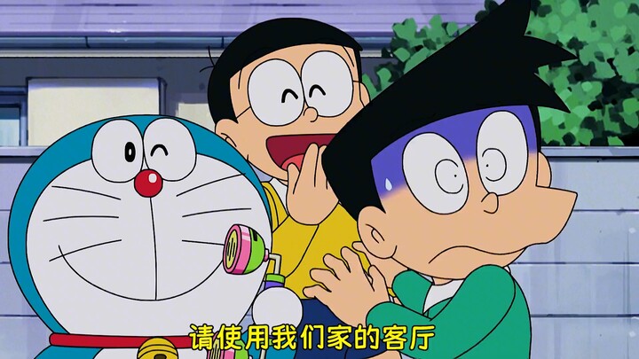 哆啦A梦：蓝胖子给爸爸租了一架飞机，一个人坐，还有美丽的空姐