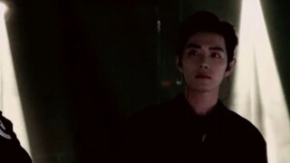 Xiao Zhan di ruang tunggu pasti masuk angin kali ini. Bidikan langsung Xiao Zhan di "Remaining Years