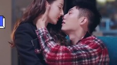 Huang Jingyu is a domineering CEO. He first locks the kiss and then takes Reba to the room...