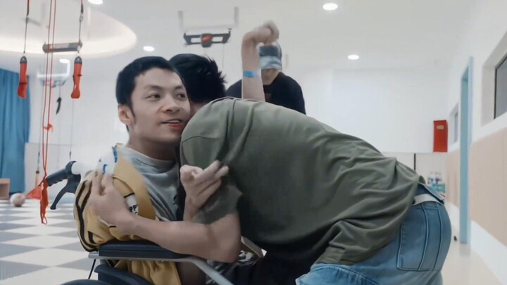 Qianxi: Look straight, look up, look down