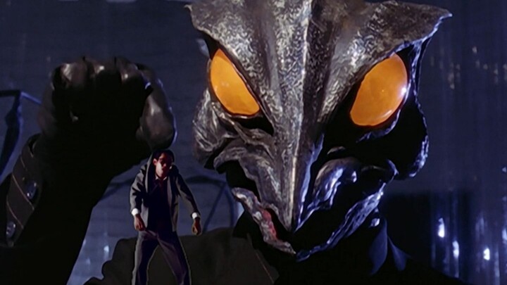 The Crows capture the Earthlings as slaves, and Tiga fights in his full-body form