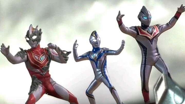 These guys are the Three Great Heroes of Heisei! ! !