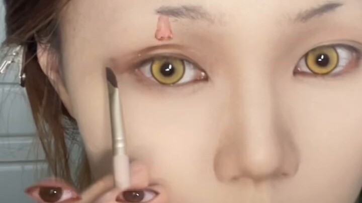 Grind cosplay makeup tutorial! Eye makeup chapter is here!