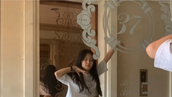 [Tidak ada lompatan dasar] suka menyelam