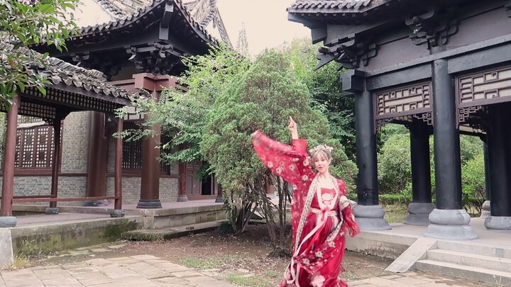 Do you want to dance in Hengdian?