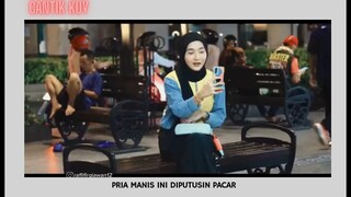 Pria manis diputusin pacar