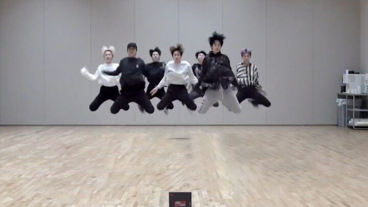 Compilation of boy groups dance practice video