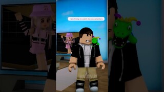 VuxVux Makes Dinker and Kayla play “pretend” #roblox #brookhaven