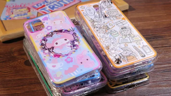 [Packing] Who's Phone Cases Are These?