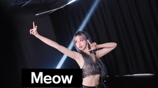 Straight Shot | Be your little cat meow | kpop covet