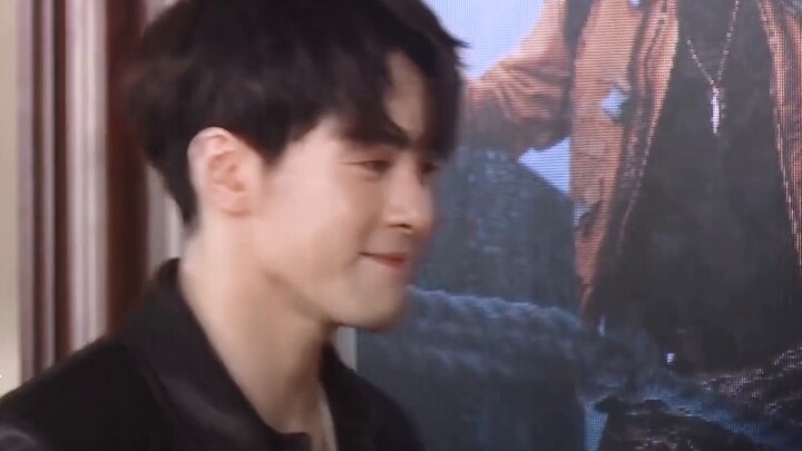 [Yu Ri Ju Zeng | Vulgar Love] "I just want to test whether you still love me"