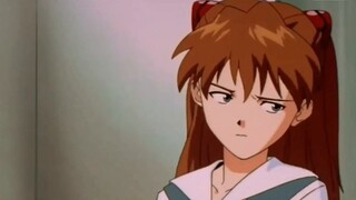 Asuka: "Đây là cái gì!?"