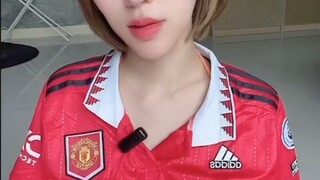 ปืนแก๊บ🔫 #MUFC #สาวสวยแมนยู #แมนยู #พริ้งเด็กผี #ปีศาจแดงแมนยู #เชียร์แมนยู #ManchesterUnited