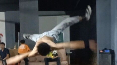 17-year-old boy's 8-month street dance progress, come and see how fast it is