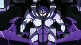 [Mobile Suit Gundam] "Kokpit Vidal juga berdiri"?