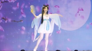 少女可是从画中而来？
