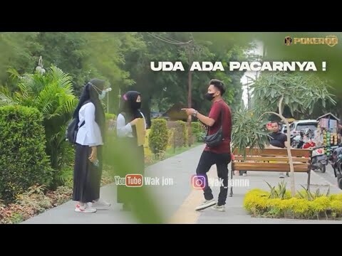 TERIAK HALLO BIKIN ORANG JANTUNGAN !! EDNINGNYA JATUH WKWKW