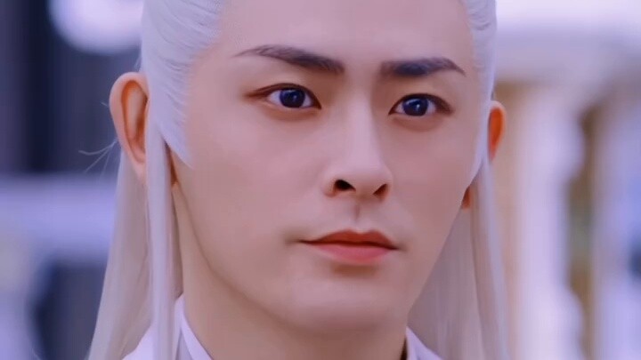 [Repost] Bukankah si Master yang berambut putih dan cantik namun dingin itu punya wajah? Li Xinze