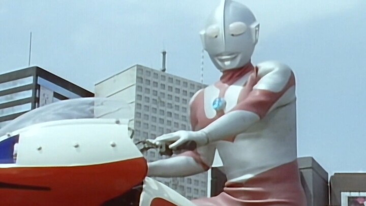 Ultraman and Kamen Rider Dream Linkage