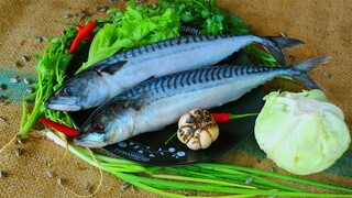 Cooking Sabak Fish Salad - Grilled Fish eat with salad Sauce