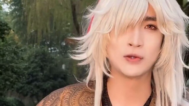 I cosplayed with my 58-year-old mother in a game of Xingtie PK Cuju and I lost again…